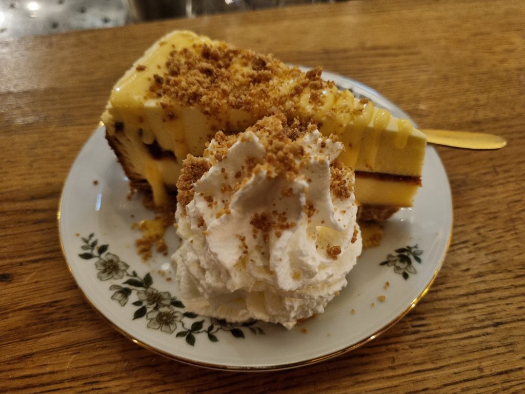 Firma Pickles Burgers & Wines